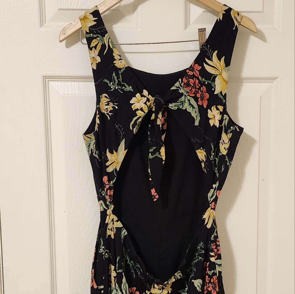 Floral Black tie back jumpsuit - Picture 3 of 4